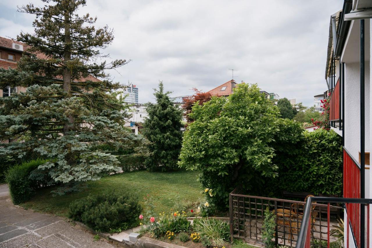 Ljubljana C17 4-Bedroom Private Row House With Garden And Parking Esterno foto